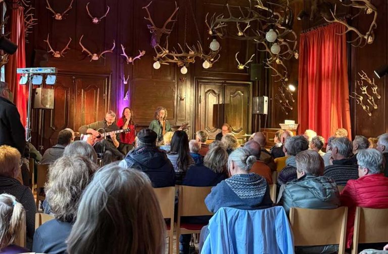 cowhouse-musik-26-schloss-baum